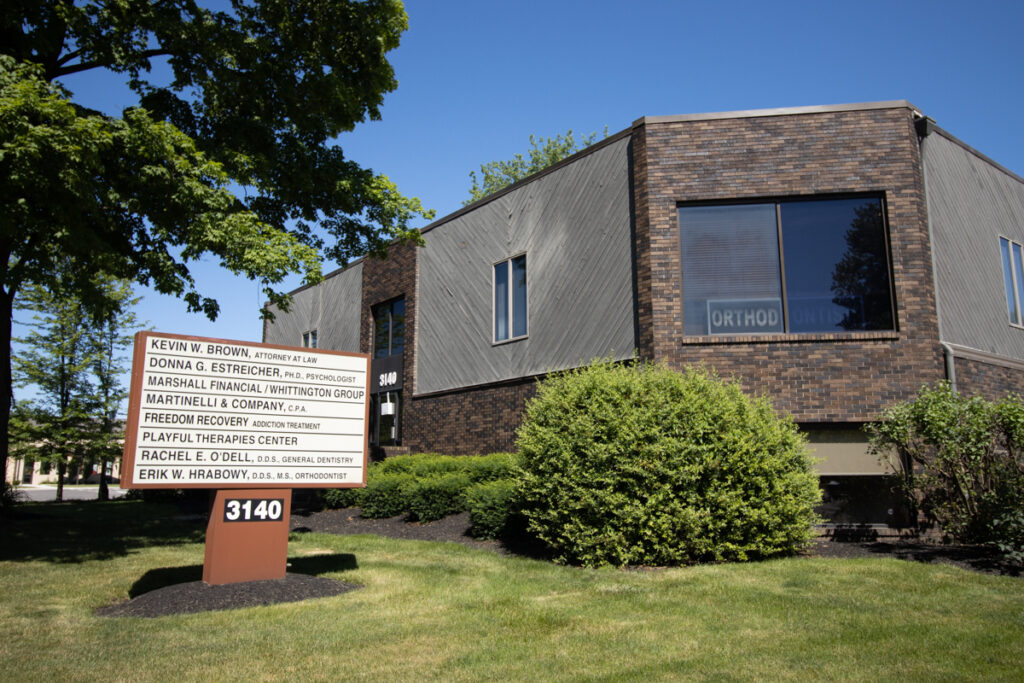 Offices for Erik Hrabowy Orthodontics in Bexley Ohio.